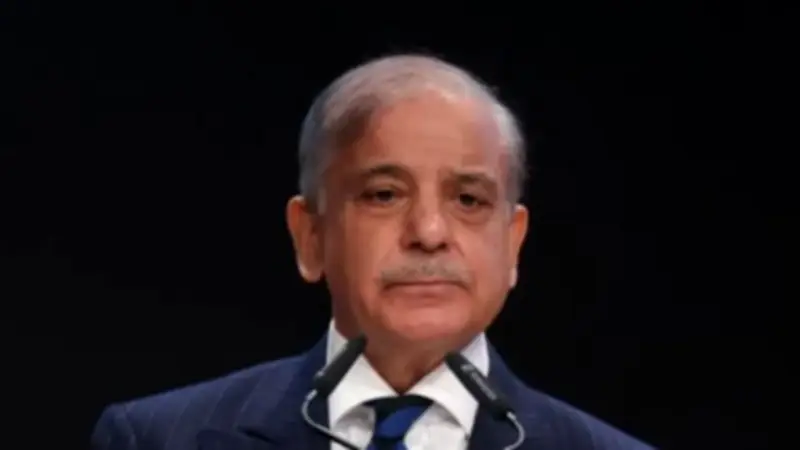 مفاوضات أمريكية إيرانية في باكستان: شريف يكشف التفاصيل وترامب يشدد على فتح هرمز