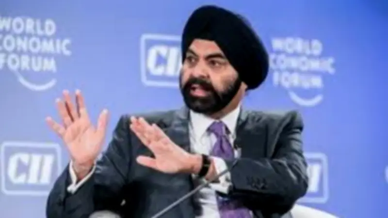 رئيس البنك الدولي يحذر: حرب إيران ستترك آثاراً متتابعة على الاقتصاد العالمي