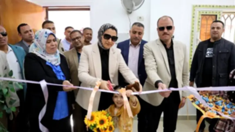 محافظ الوادي الجديد تفتتح مركز الخدمة التموينية المطور بالقصر في الداخلة