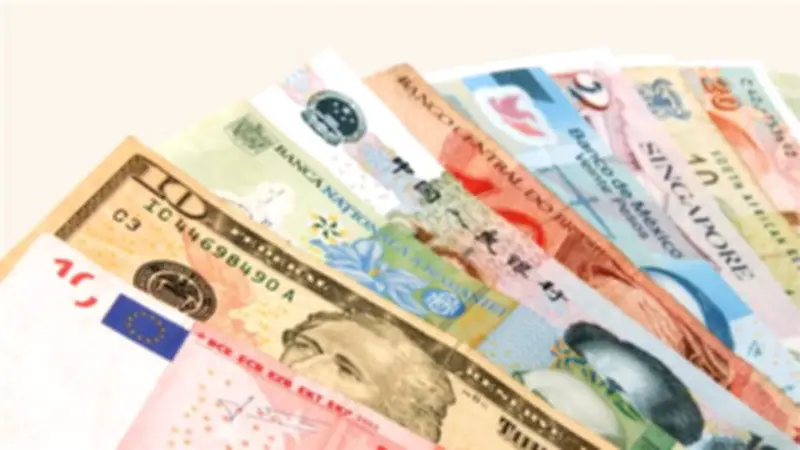 تراجع أسعار العملات العربية والأجنبية أمام الجنيه في بنك القاهرة اليوم