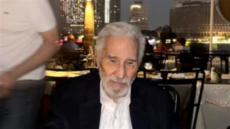 أسرة عبد الرحمن أبو زهرة تشكر الداعمين وتوضح تفاصيل حالته الصحية الحرجة