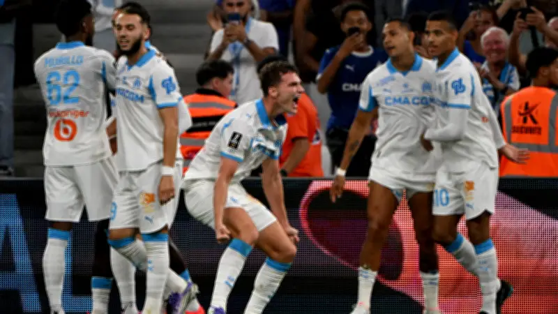 الهلال والنصر يخوضان منافسة شرسة مع مانشستر يونايتد لضم المدافع الفرنسي بافارد