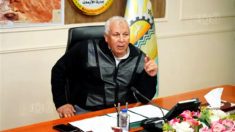 محافظ مطروح يؤكد على إزالة العقبات لتعظيم الاستفادة من المشروعات الاقتصادية