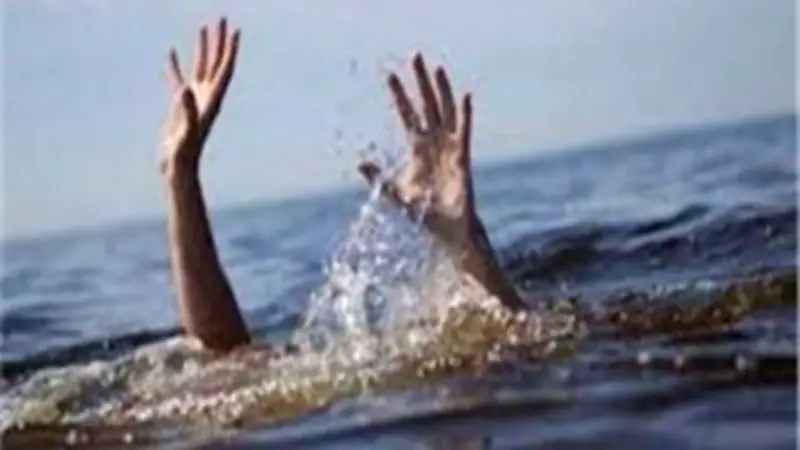 انتشال جثة شاب غريق في قرية المطيعة بأسيوط بعد تلقي بلاغ من الأهالي