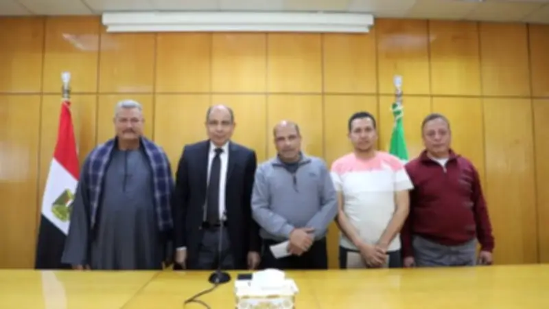محافظ المنيا يوجه بتشغيل سجل مدني في مجمع زهرة استجابة لمطالب الأهالي