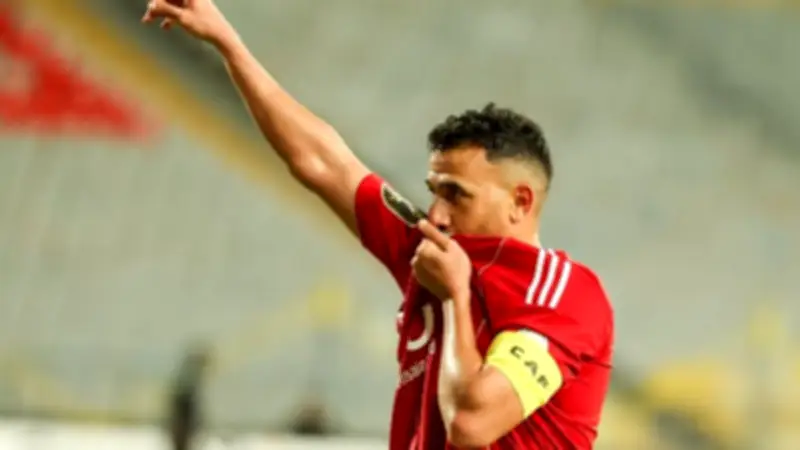 تريزيجيه يفتتح التسجيل للأهلي في شباك سموحة بالدوري الممتاز