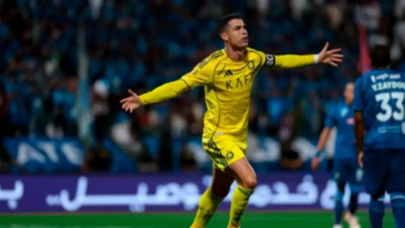 رونالدو يقود النصر للفوز على الأخدود في الدوري السعودي بهدف مبكر
