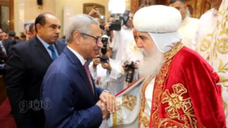 محافظ بني سويف يشارك في قداس عيد القيامة ويهنئ الأقباط بالمناسبة الدينية