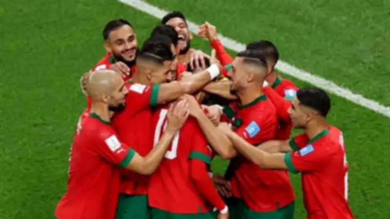 نجم الرجاء السابق يكشف سر الخلافات بين الجماهير المغربية والمصرية في أمم أفريقيا