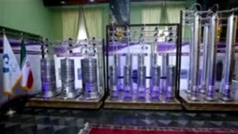 مصدر يكشف: إيران طالبت بالسيطرة على مضيق هرمز ورفضت التخلي عن مخزون اليورانيوم المخصب