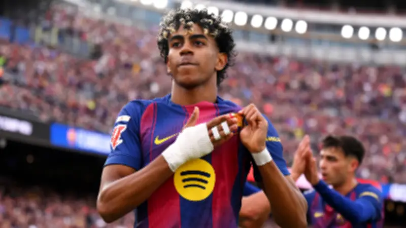 يامال يحطم أسطورة ريال مدريد في ديربي كتالونيا.. وبرشلونة يقترب من اللقب