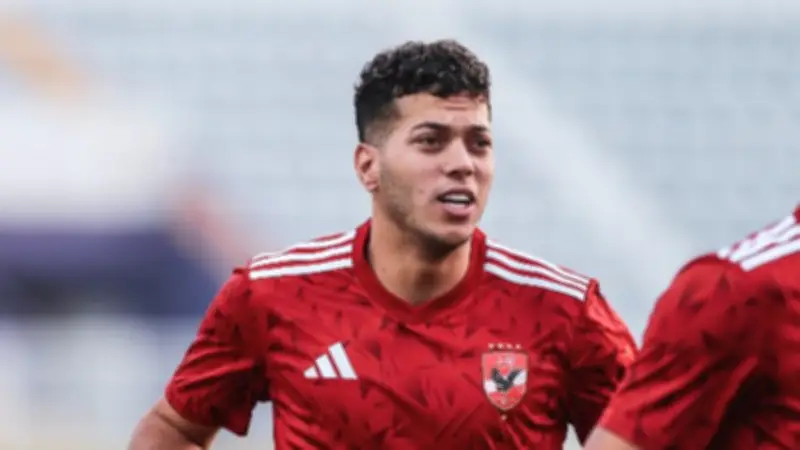 بعد انتقادات الجماهير.. أرقام إمام عاشور في مباراة الأهلي وسموحة تثير الجدل