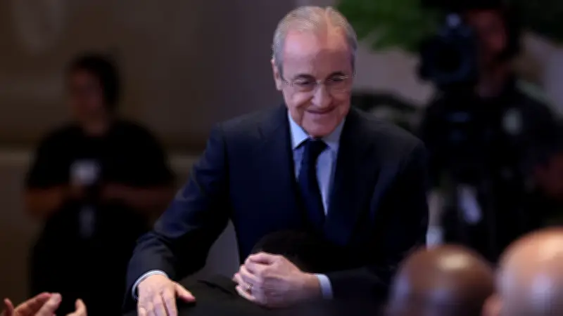 بيريز يؤكد: لا استسلام في ريال مدريد قبل مواجهة بايرن ميونخ الحاسمة