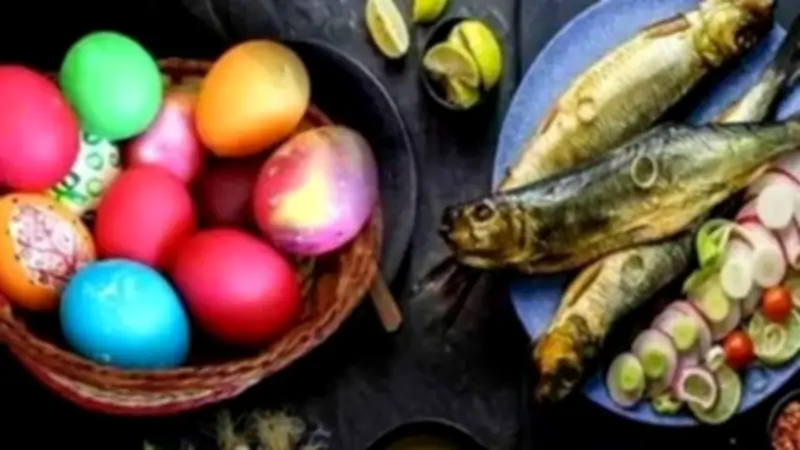 أسرار أكلات شم النسيم: لماذا قدس المصريون القدماء الفسيخ؟