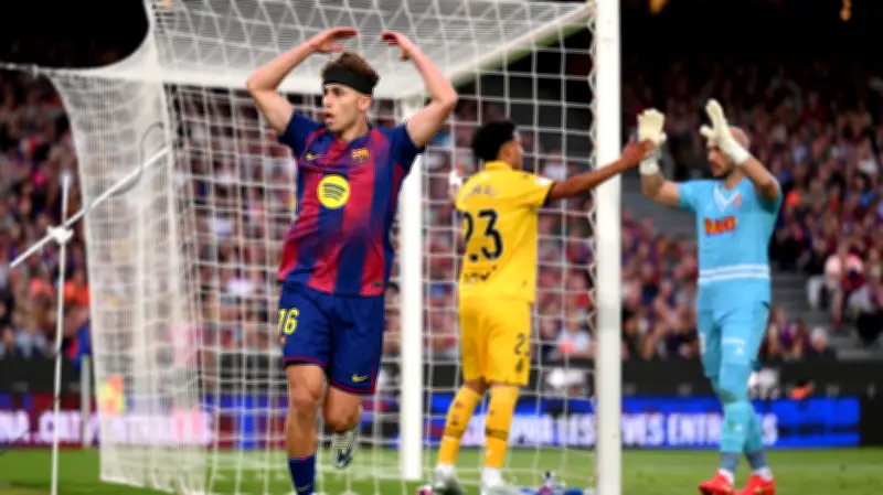 نجم إسبانيول ينتقد سلوك لاعبي برشلونة وجماهير البلوجرانا تجبره على الهروب