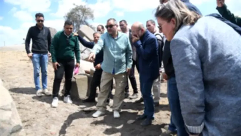 أمين المجلس الأعلى للآثار يتفقد منطقة بهبيت الحجارة بالغربية لبحث خطة تطويرها