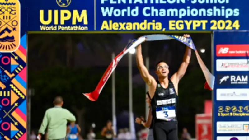 معتز وائل يتوج بالميدالية الذهبية لكأس العالم للخماسي الحديث في مصر