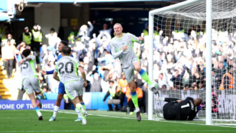 مانشستر سيتي يهزم تشيلسي بثلاثية نظيفة ويقترب من آرسنال في صراع الدوري الإنجليزي