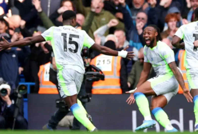 مانشستر سيتي يهزم تشيلسي بثلاثية نظيفة في ستامفورد بريدج ضمن الدوري الإنجليزي