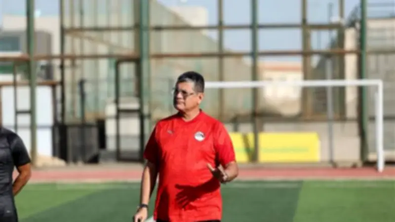 شوبير يكشف: تحركات داخل اتحاد الكرة لاستبدال أوسكار رويز برئيس مصري للجنة الحكام