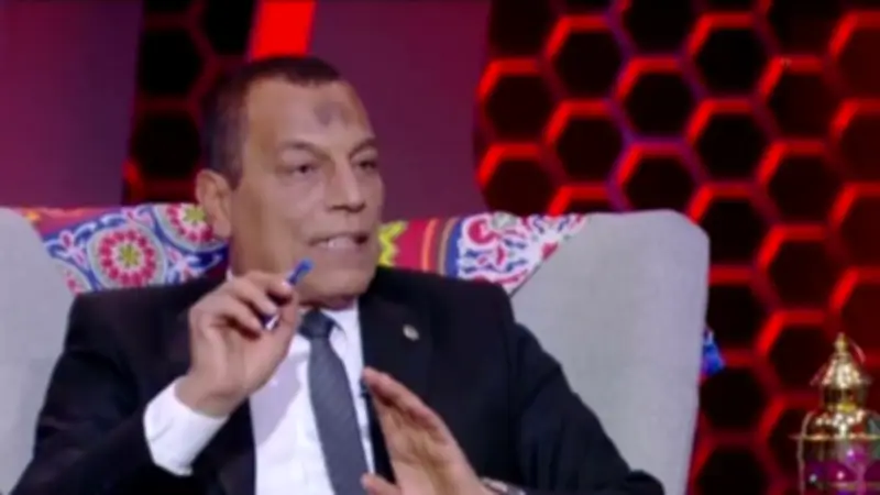 ناصر عباس: مشاركتي مع وفد الأهلي في اتحاد الكرة تهدف للشفافية وليس التشكيك في الحكام