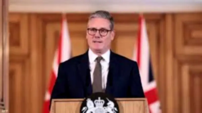 ستارمر يؤكد: بريطانيا لن تنخرط في حرب مع إيران رغم الضغوط الدولية