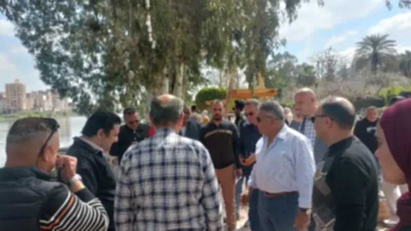 محافظ الدقهلية يتفقد نظافة المنصورة وحديقة شجرة الدر استعدادًا لشم النسيم