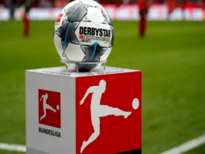 فورتونا دوسلدورف يغيّر مدربه من "البداية" إلى "النهاية" في خطوة مثيرة للجدل