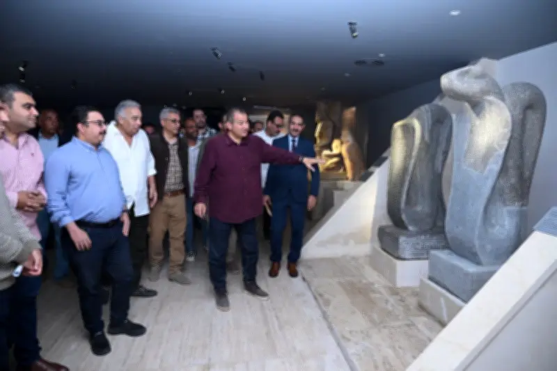 وزير السياحة يعلن عن قاعة الخبيئة بمتحف الأقصر كنموذج متقدم لمحاكاة لحظة الاكتشاف