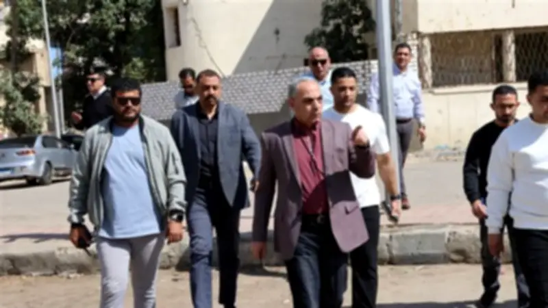 محافظ الإسماعيلية يتفقد مناطق حي أول ويوجه بتحسين الخدمات وإزالة التعديات