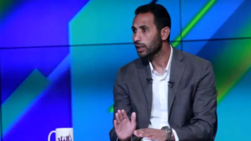 نجم الزمالك السابق يتساءل: ما فائدة الأهلي من محادثة الفار؟ ويستذكر ضربات الجزاء المثيرة للجدل