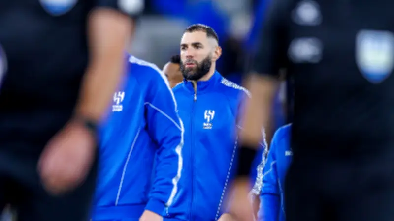 كريم بنزيما يوجه رسالة اعتذار لجماهير الهلال بعد خروج النخبة الآسيوية