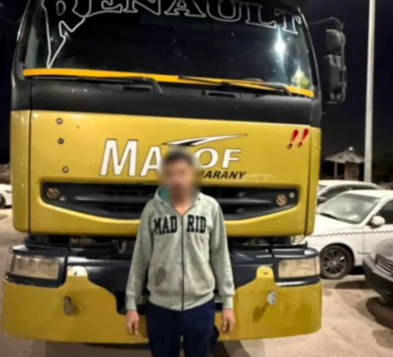 ضبط سائق سيارة نقل بتهمة السير عكس الاتجاه في القاهرة