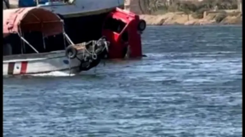 محافظ سوهاج يشكل لجنة لمراجعة سلامة العبارات النهرية بعد كارثة الشورانية