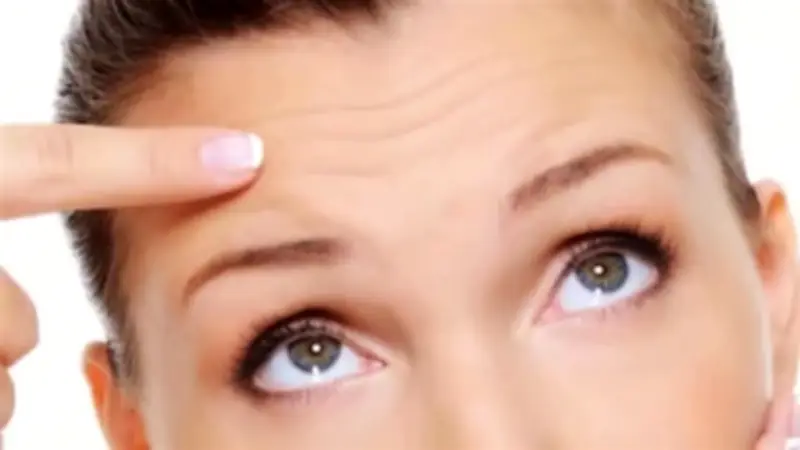 معهد التغذية يحذر: السكر يدمر نضارة البشرة ويسرع الشيخوخة المبكرة