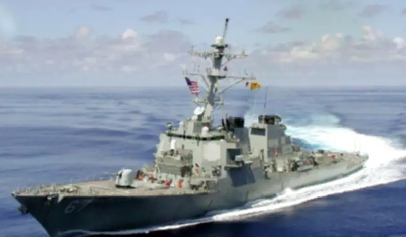 القيادة المركزية الأمريكية تفرض حصاراً بحرياً على السفن المتجهة إلى موانئ إيران