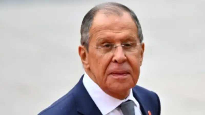 لافروف يؤكد التزام روسيا بمقترحات قمة ألاسكا وانفتاحها على الحوار مع كييف