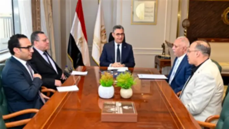 وزير التموين يبحث مع البدالين تحديات صرف السلع التموينية ويؤكد على التطوير