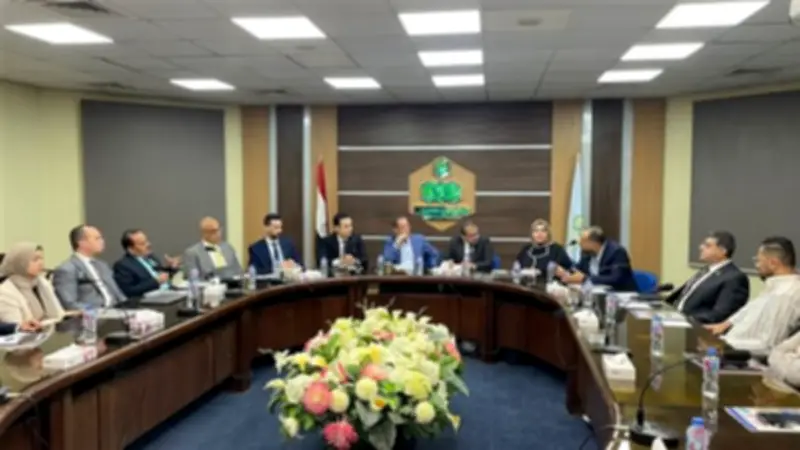 جمعية مستثمري العاشر من رمضان تناقش تفعيل مبادرة 'ابدأ' لتعزيز الصناعة المصرية