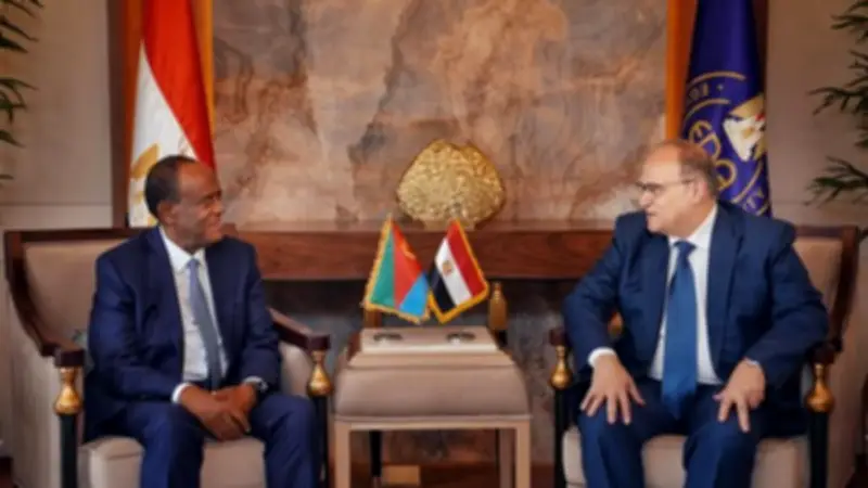 رئيس هيئة الدواء المصرية يستقبل وفدًا إريتريًا رفيعًا لتعزيز التعاون الدوائي المشترك