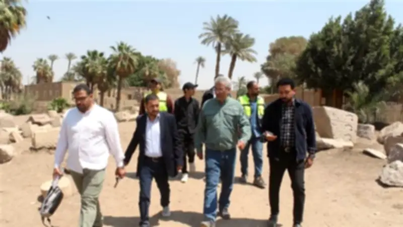 أمين عام الآثار يتفقد سقارة وميت رهينة للإشراف على تطوير المواقع الأثرية