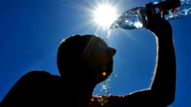 موجة حارة غير مسبوقة تضرب مصر مبكرًا: تحذيرات صحية وزراعية عاجلة