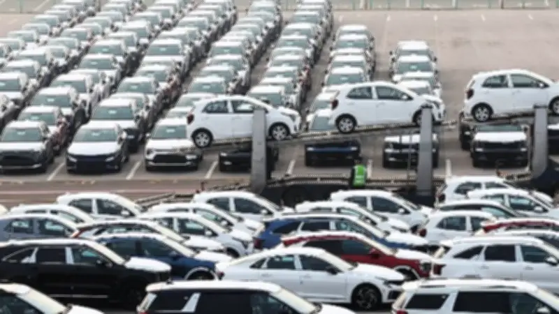 مصر تطلق حوافز استثنائية لتوطين صناعة السيارات الكهربائية والهجينة