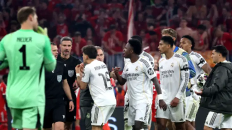 أسطورة بايرن ميونخ يوجه انتقادات لاذعة لريال مدريد بشأن شكاوى التحكيم في دوري الأبطال