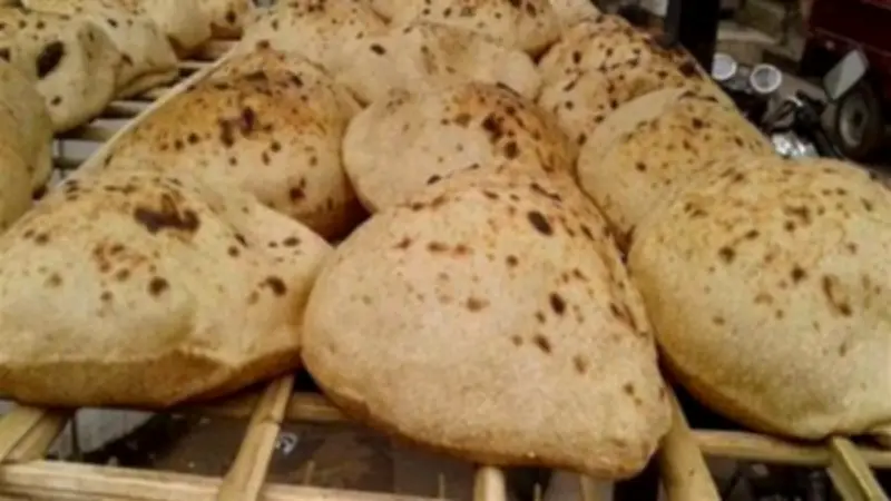 هل تفريز الخبز يسبب السرطان؟ أخصائي تغذية يوضح الحقائق العلمية