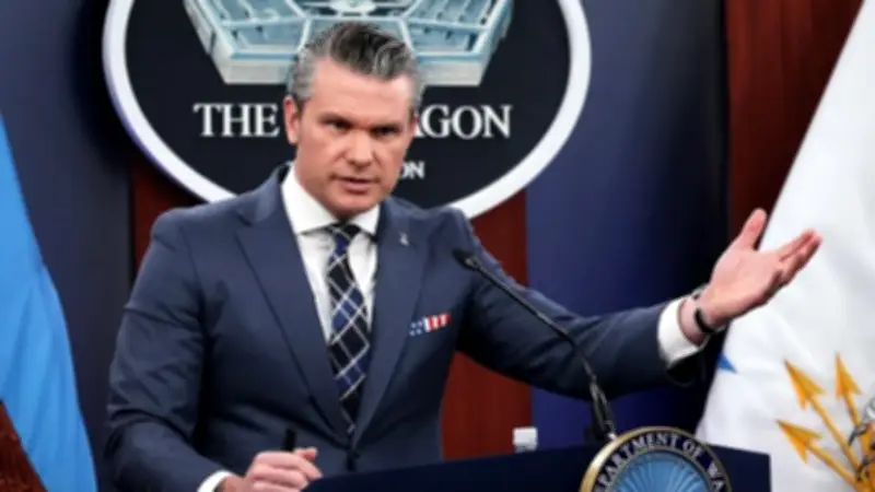 وزير الحرب الأمريكي يواجه انتقادات بعد استخدام نص سينمائي في قداس بالبنتاجون
