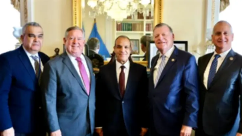 وزير الخارجية المصري يواصل لقاءاته مع رؤساء لجان الكونجرس الأمريكي بواشنطن