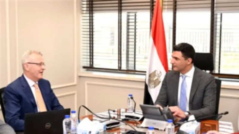 وزير الصناعة يؤكد على التوسع في إنتاج السيارات لتعزيز مكانة مصر كمحور صناعي