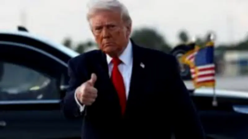 ترامب يشكر إيران بعد إعادة فتح مضيق هرمز بالكامل: خطوة إيجابية نحو تهدئة الأزمة الإقليمية