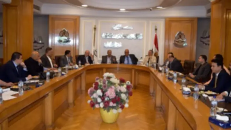 غرفة القاهرة تطالب بتعديل مواعيد سير النقل الثقيل لمواكبة غلق المحال التجارية